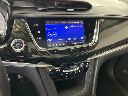 Used 2020 Cadillac XT6 Premium Luxury AWD/4WD image 36