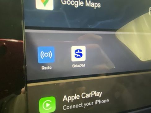 Used 2025 Volvo XC40 B5 Core image 20