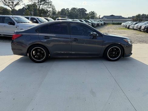 Used 2015 Subaru Legacy 2.5i Premium AWD/4WD image 9
