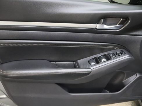Used 2019 Nissan Altima 2.5 SV FWD image 16