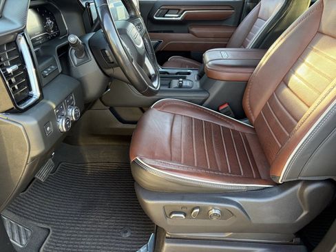 Used 2025 GMC Sierra 2500 Denali Ultimate AWD/4WD image 20
