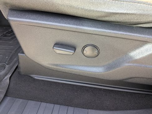 Used 2023 Ford F350 XLT w/ FX4 Off-Road Package image 9