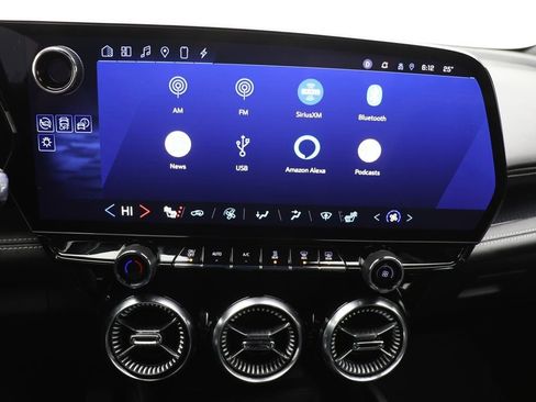 Used 2024 Chevrolet Blazer EV LT image 23