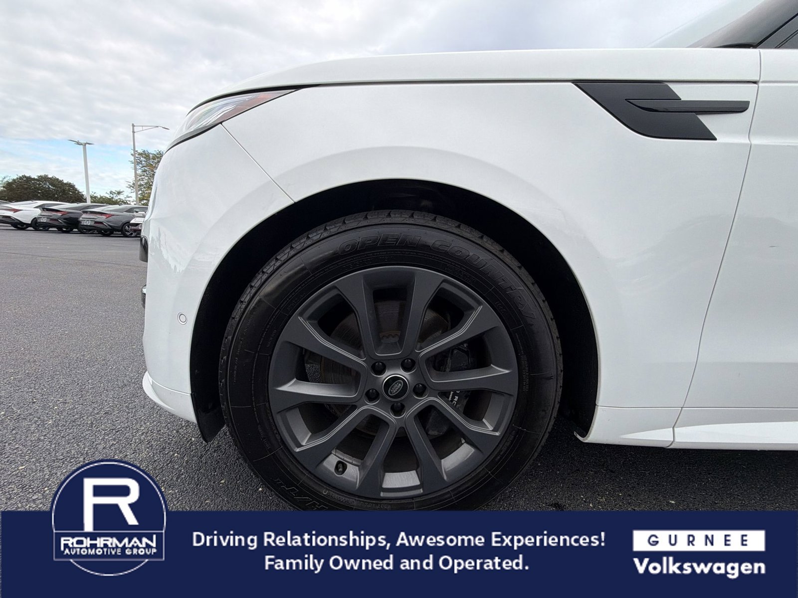 Used 2024 Land Rover Range Rover Sport Dynamic SE AWD/4WD image 11