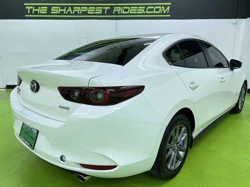 Used 2024 MAZDA MAZDA3 s FWD image 10