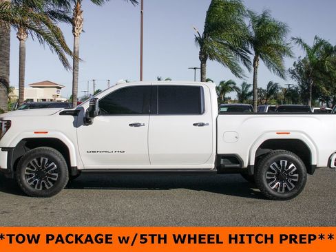 Used 2025 GMC Sierra 2500 Denali Ultimate image 5
