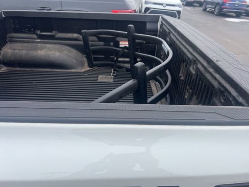 Used 2022 Nissan Frontier PRO-4X w/ Off-Road Protection Package image 5