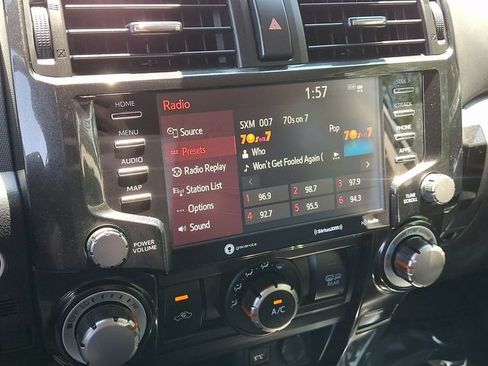 Used 2020 Toyota 4Runner TRD Off-Road Premium AWD/4WD image 19