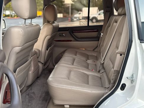 Used 2002 Lexus LX 470 4WD image 28