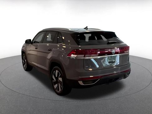 Used 2026 Volkswagen Atlas Cross Sport SE AWD/4WD image 7