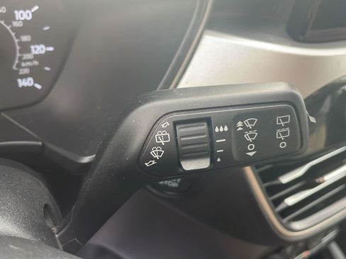 Used 2022 Ford Escape SE w/ SE Sport Appearance Package AWD/4WD image 18