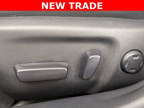 Used 2015 Toyota Avalon XLE Touring image 22