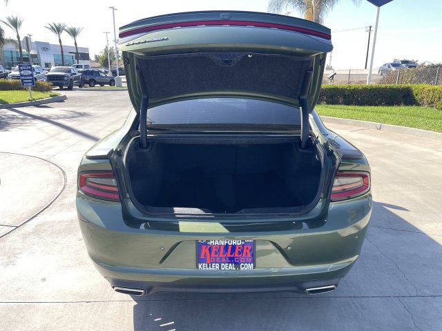 Used 2021 Dodge Charger SXT w/ Cold Weather Package RWD image 25