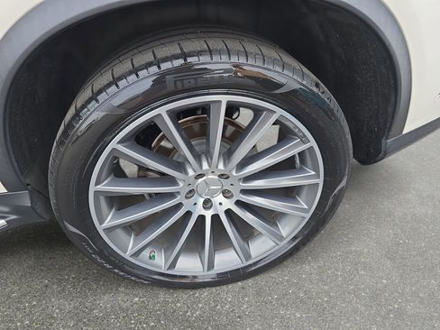 Used 2019 Mercedes-Benz GLE 43 AMG 4MATIC Coupe image 32