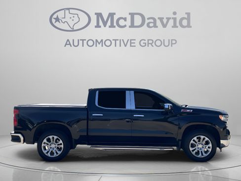 Used 2022 Chevrolet Silverado 1500 LTZ AWD/4WD image 8