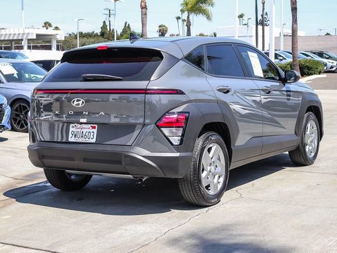 Used 2026 Hyundai Kona SE FWD image 5