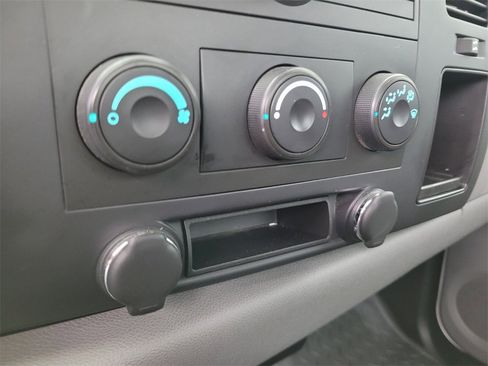 Used 2007 Chevrolet Silverado 1500 W/T image 16