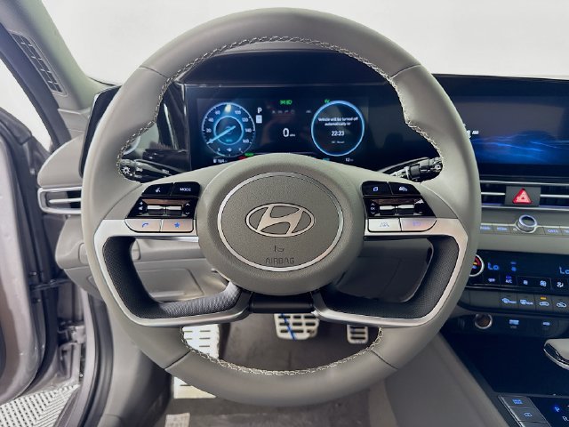 New 2025 Hyundai Elantra SEL FWD image 14