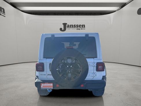 Used 2024 Jeep Wrangler Sahara image 3