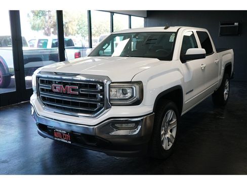 Used 2016 GMC Sierra 1500 SLE w/ SLE Value Package RWD image 3