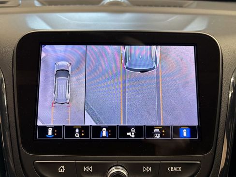 Used 2022 Chevrolet Equinox RS w/ Infotainment Package AWD/4WD image 22