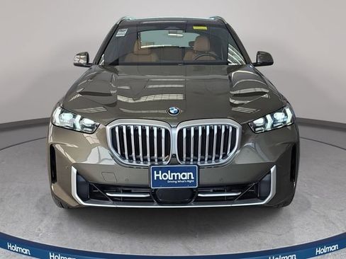 Used 2025 BMW X5 xDrive40i w/ Premium Package AWD/4WD image 3