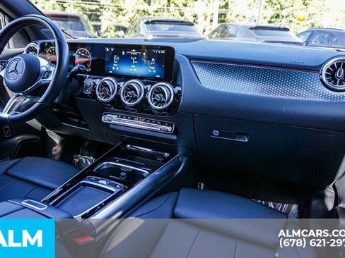 Used 2025 Mercedes-Benz GLA 250 image 24