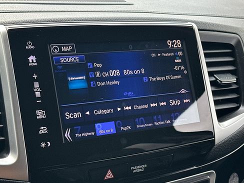 Used 2017 Honda Pilot Elite image 19