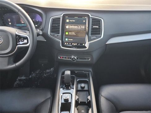 Used 2023 Volvo XC90 B5 Core w/ Protection Package Premier image 33