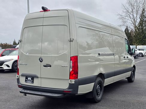 New 2025 Mercedes-Benz Sprinter 2500 image 6