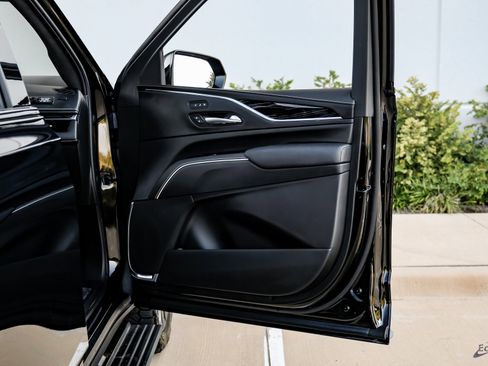 Used 2023 Cadillac Escalade V image 85