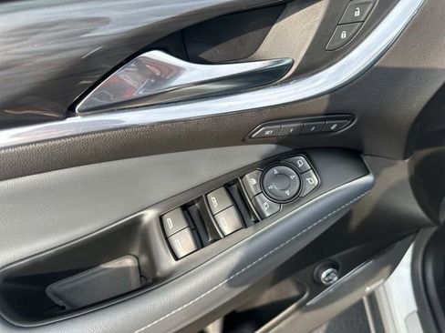 Used 2024 Buick Enclave Premium image 10