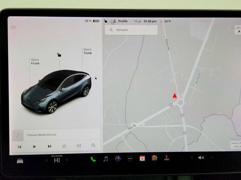 Used 2021 Tesla Model Y Long Range image 23
