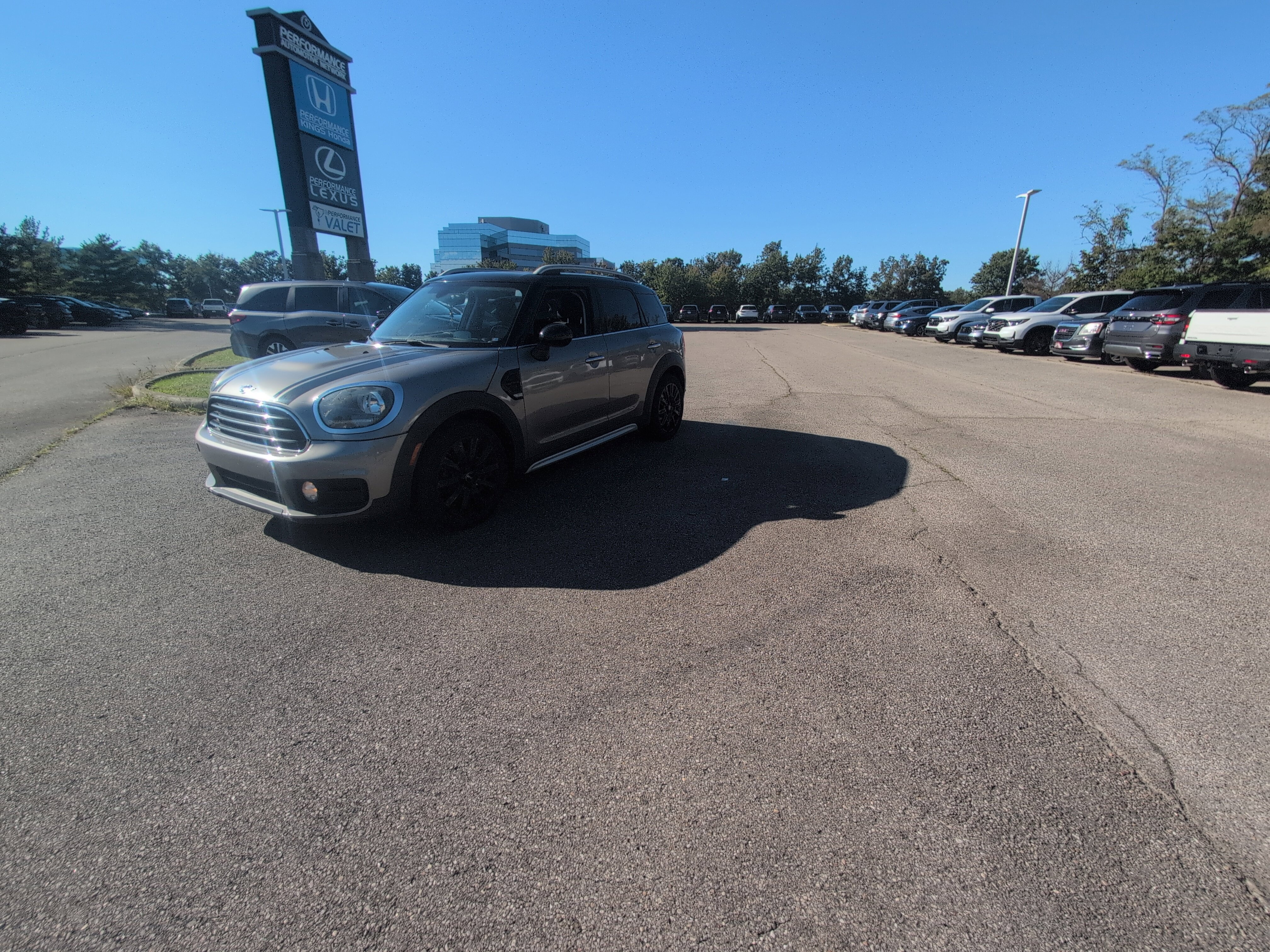 Used 2017 MINI Cooper Countryman FWD image 12