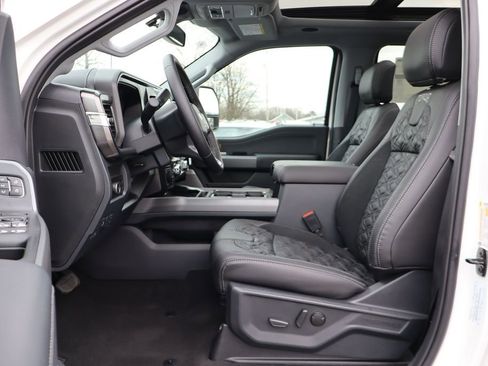 New 2026 Ford F250 Lariat w/ Black Appearance Package AWD/4WD image 28