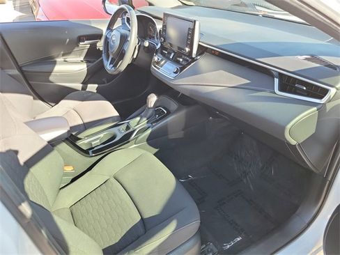 Used 2020 Toyota Corolla SE image 16
