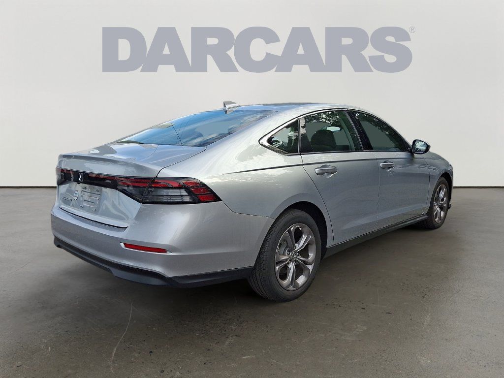 Used 2024 Honda Accord EX image 7