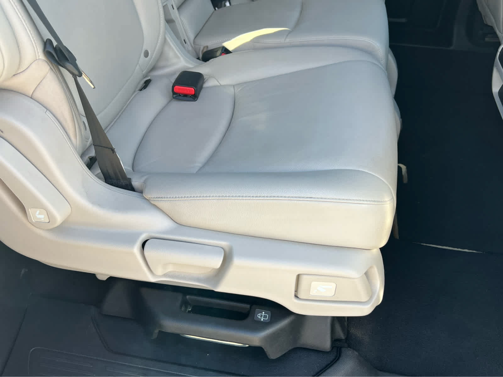 Used 2025 Honda Odyssey EX-L image 23