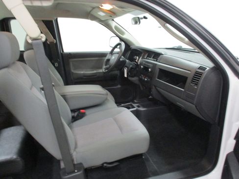 Used 2010 Dodge Dakota Big Horn w/ Extra Security Group image 13