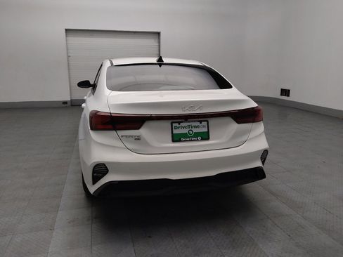 Used 2024 Kia Forte LX image 6