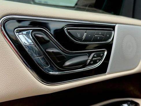 Used 2019 Lincoln Navigator Reserve AWD/4WD image 26