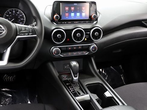 Used 2021 Nissan Sentra S image 14