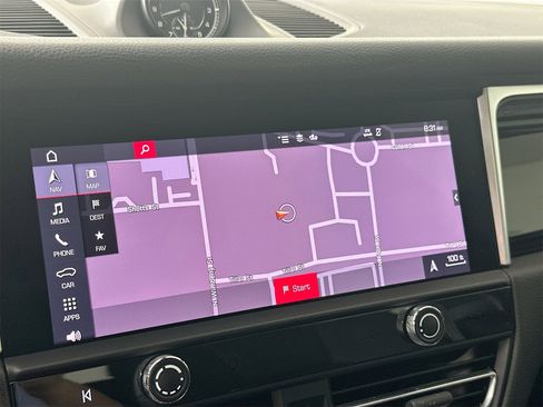 Used 2024 Porsche Macan S image 22