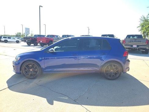 Used 2016 Volkswagen Golf 4-Door AWD/4WD image 5
