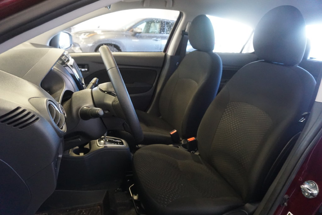 Used 2024 Mitsubishi Mirage G4 SE FWD image 14