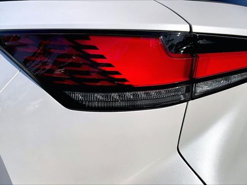 Used 2026 Lexus RX 350 Premium w/ Accessory Package (2T) FWD image 27