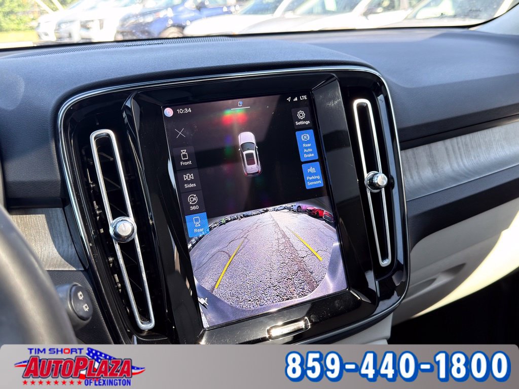 Used 2023 Volvo XC40 B4 Ultimate FWD image 24