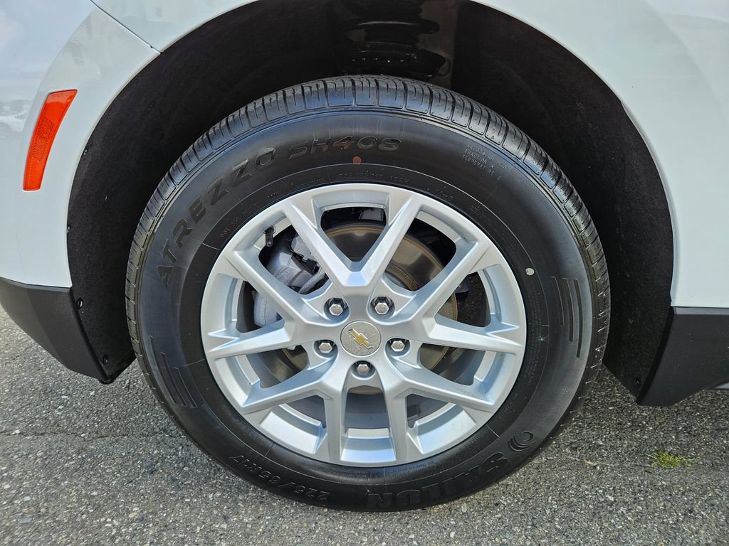 Used 2024 Chevrolet Equinox LT AWD/4WD image 9
