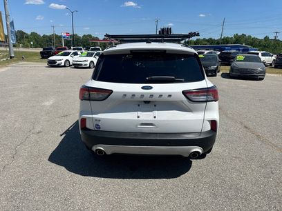 Used 2021 Ford Escape SE