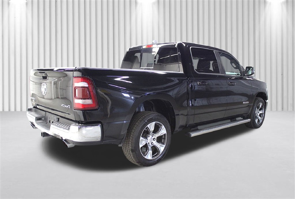Used 2023 RAM 1500 Laramie AWD/4WD image 3